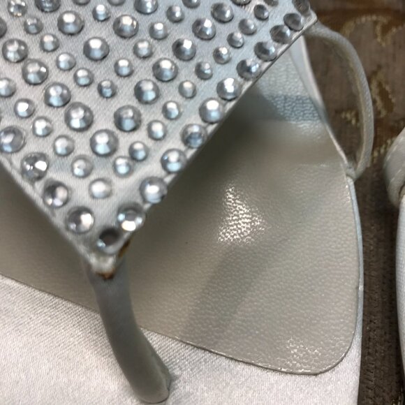 Dye-Able White Satin BLING Toe Thong Sandals, Formal Elegant Wedding Comfortable - Picture 6 of 16
